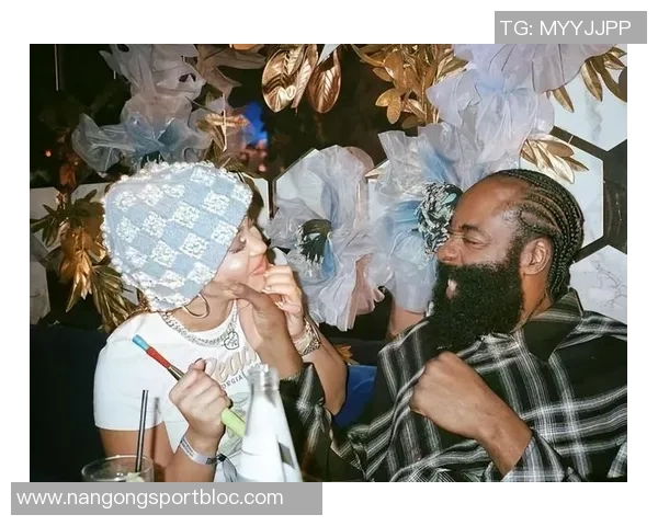 哈登透露家庭喜讯6岁儿子Jace即将迎来弟妹