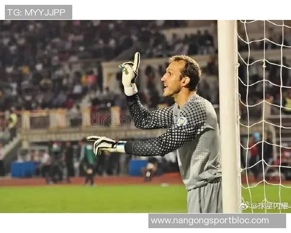 施瓦泽谈澳超发展不足与加盟切尔西的梦幻时刻回忆 施瓦泽谈澳超发展不足与加盟切尔西的梦幻时刻回忆