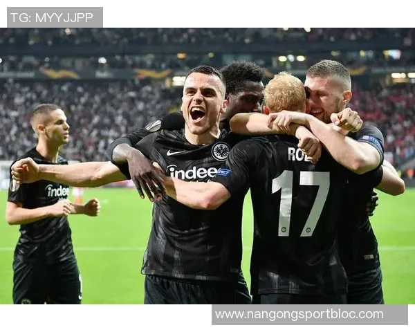 德甲分析：法兰克福客场逆袭圣保利主场争取宝贵积分