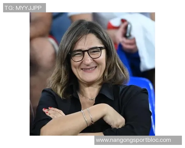 姆巴佩母亲揭秘儿子对恋爱的幽默态度与独特看法